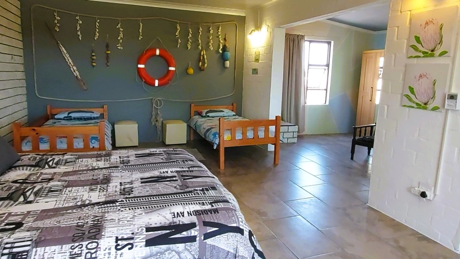 5 Bedroom Property for Sale in Britannia Bay Western Cape